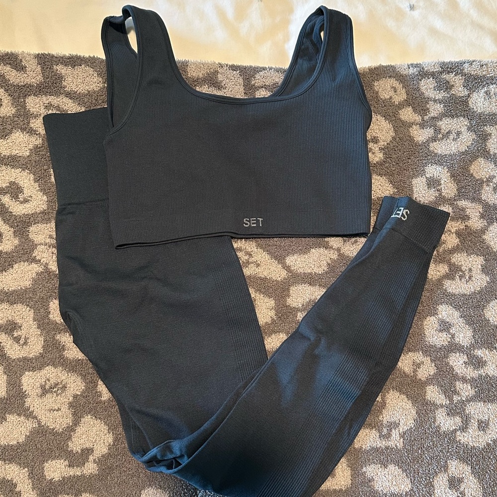 Great condition - Picture 2 of 3